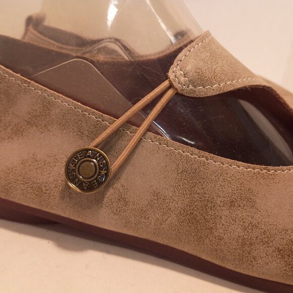 MiniInTheBox Women's Sz 8US/38EU Tan Leather Mary Jane Flats - Picture 6 of 11